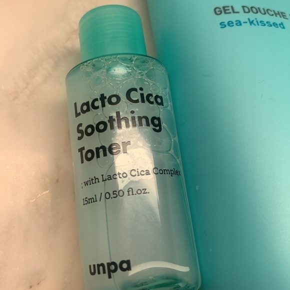 NWT 4 Item Bundle AHAVA  Mineral Shower Gel - Picture 5 of 9